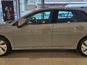 Volkswagen Golf 1.4TSI Life Plus - Image 10