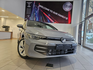 Volkswagen Golf 1.4TSI Life Plus - Image 9