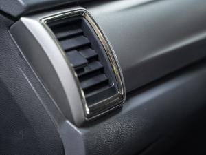 Ford Everest 2.2TDCi XLT auto - Image 37