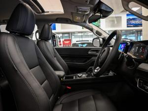 GWM P300 2.4T double cab LT 4x4 - Image 8