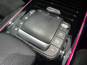 Mercedes-Benz GLA GLA200d - Image 9