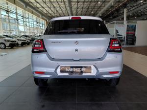 Suzuki Swift 1.2 GLX auto - Image 3
