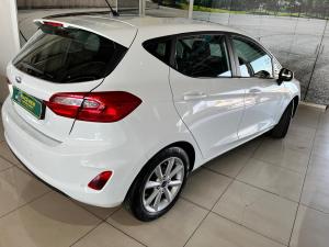 Ford Fiesta 1.4i 5-door - Image 3