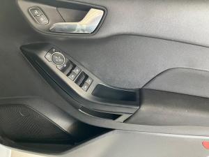 Ford Fiesta 1.4i 5-door - Image 7