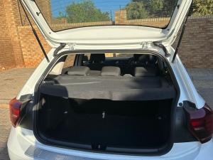 Volkswagen Polo hatch 1.0TSI - Image 7