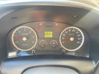 Hyundai H-100 Bakkie 2.6D chassis cab (aircon)