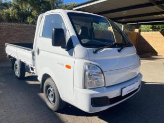 Hyundai H-100 Bakkie 2.6D chassis cab (aircon)