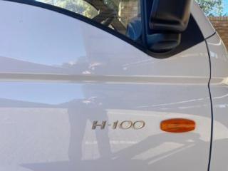 Hyundai H-100 Bakkie 2.6D chassis cab (aircon)