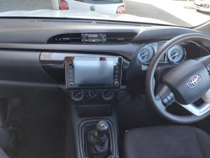 Toyota Hilux 2.4GD-6 single cab Raider manual - Image 6