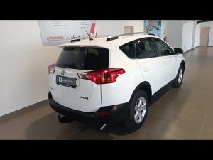 Toyota RAV4 2.0 GX auto - Image 2