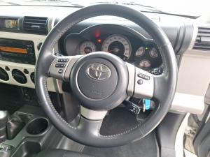 Toyota FJ Cruiser FJ Cruiser - Image 8