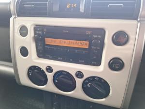 Toyota FJ Cruiser FJ Cruiser - Image 13