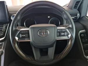 Toyota Land Cruiser 300 3.3D ZX - Image 8