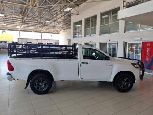 Toyota Hilux 2.4GD-6 single cab 4x4 Raider auto - Image 3