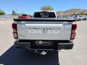 Isuzu D-Max 1.9TD single cab L 4x4 auto - Image 5