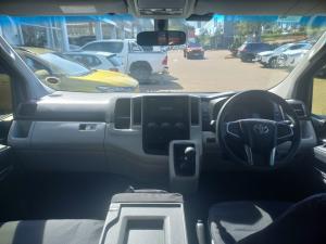 Toyota Quantum 2.8 LWB crew cab - Image 6