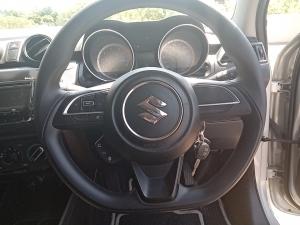 Suzuki Swift 1.2 GL auto - Image 8