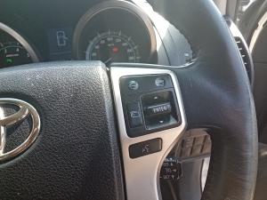 Toyota Land Cruiser Prado 4.0 VX - Image 10
