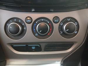 Ford Focus hatch 2.0 Trend - Image 16
