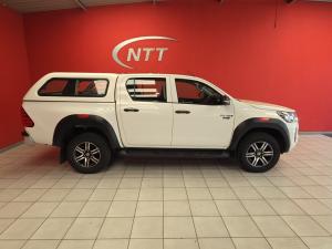 Toyota Hilux 2.4 GD-6 Raider X 4X4 automaticD/C - Image 3
