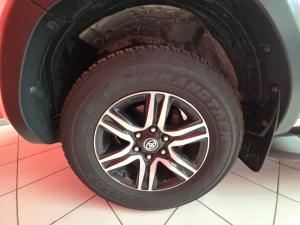 Toyota Hilux 2.4 GD-6 Raider X 4X4 automaticD/C - Image 8