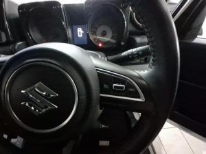 Suzuki Jimny 1.5 GLX automatic 5-Door - Image 10