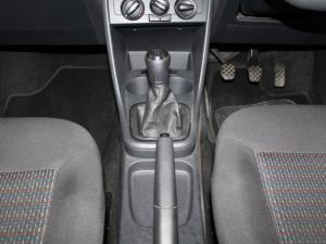 Volkswagen Polo Vivo 1.4 Trendline - Image 14