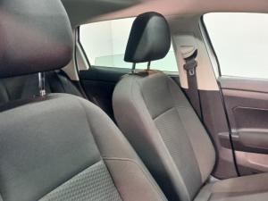 Volkswagen Polo 1.0 TSI Comfortline - Image 9