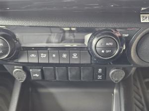Toyota Hilux 2.8 GD-6 RB Legend 55 automaticD/C - Image 11