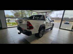 Toyota Hilux 2.8 GD-6 RB Legend 55 automaticD/C - Image 2