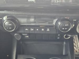Toyota Hilux 2.8 GD-6 RB Legend automaticD/C - Image 11