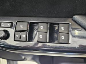 Toyota Hilux 2.8 GD-6 RB Legend automaticD/C - Image 19