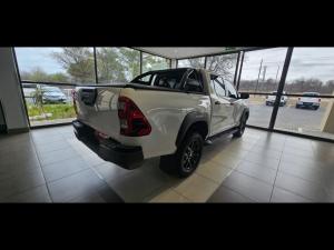 Toyota Hilux 2.8 GD-6 RB Legend automaticD/C - Image 2