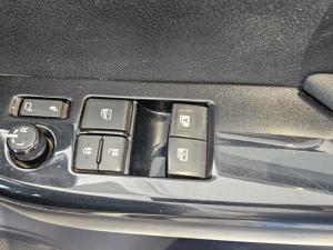 Toyota Hilux 2.8 GD-6 RB RaiderE/CAB - Image 18