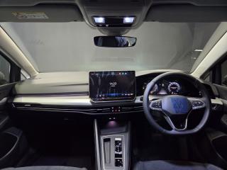 Volkswagen Golf 1.4TSI R-Line Plus