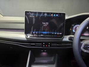 Volkswagen Golf 1.4TSI R-Line Plus - Image 15
