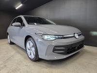 Volkswagen Golf 1.4TSI R-Line Plus