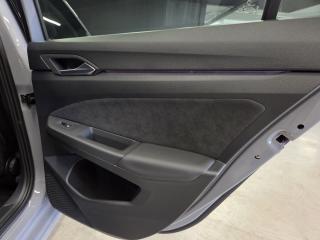 Volkswagen Golf 1.4TSI R-Line Plus