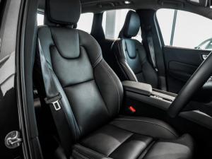 Volvo XC60 B5 AWD Ultimate Dark - Image 7