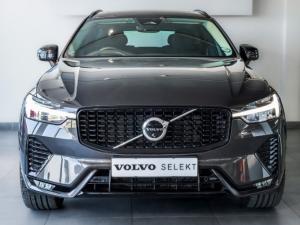 Volvo XC60 B5 AWD Ultimate Dark - Image 12