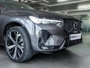 Volvo XC60 B5 AWD Ultimate Dark - Image 14