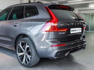 Volvo XC60 B5 AWD Ultimate Dark - Image 15