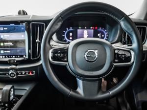 Volvo XC60 B5 AWD Ultimate Dark - Image 17