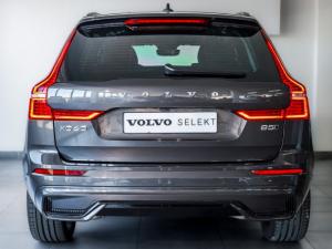 Volvo XC60 B5 AWD Ultimate Dark - Image 4