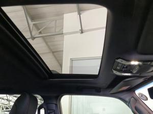Toyota Land Cruiser Prado 2.8GD VX-R - Image 23