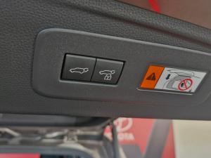 Toyota Land Cruiser Prado 2.8GD VX-R - Image 27