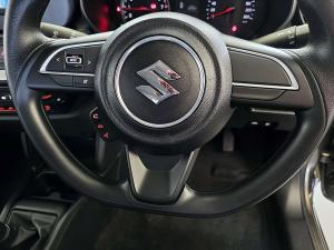 Suzuki Swift 1.2 GL+ manual - Image 15
