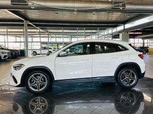 Mercedes-Benz GLA GLA200 Progressive - Image 10