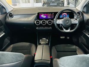 Mercedes-Benz GLA GLA200 Progressive - Image 3