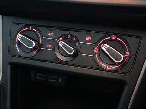 Volkswagen Polo hatch 1.0TSI Comfortline - Image 16